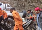 Hari-Ini-Tim-Gabungan-Temukan-6-Korban-Banjir-Bandang-di-Pegunungan-Arfak,-Pencarian-Dilanjutkan-Besok
