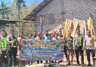 Dalam-Rangka-HUT-Polantas-Ke-71,-Satlantas-Polres-Sumba-Barat-Daya-Salurkan-Air-Bersih-untuk-Warga-Desa-Kalaki-Kambe