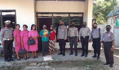 Sambut-Hari-Bhayangkara-Ke---74,-Polres-Sumba-Barat-Daya-Laksanakan-Anjangsana-ke-Purnawiran-dan-Warakauri