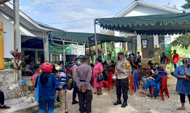 Polres-Sumba-Barat-Daya-Gelar-Serbuan-Vaksin-Covid-19