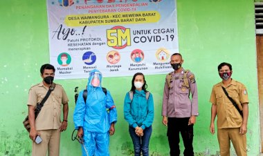 Personel-Polres-Sumba-Barat-Daya--Kawal-Penyemprotan-Disinfektan-Covid-19