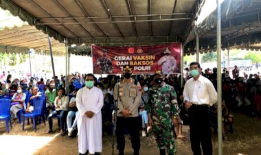 Polres-Sumba-Barat-Daya-Gelar-Vaksinasi-Massal-Yang-Di-Selenggarakan--Serentak-Se-Indonesia