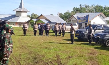 Kapolres-Sumba-Barat-Daya-Jamin-Keamanan-Dan--Kenyamanan-Dalam-Pelaksanaan-Pemungutan-Suara-Ulang-Di-Desa-Kali-Ngara