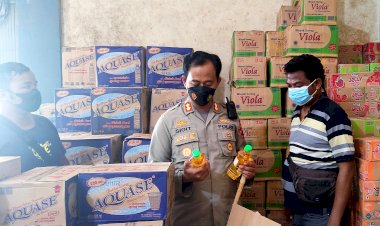 Kapolres-SBD-Cek-Ketersediaan-Stok-Minyak-Goreng-Untuk-Masyarakat-Aman