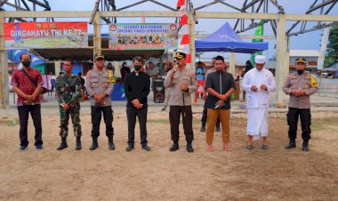 Turut-Duka-Yang-Mendalam-Kapolres-SBD-Bersama-Para-Toko-Agama-Pimpin-Doa-Bersama-Untuk-Korban-Suporte-Di-Stadion-Kanjuruhan-Malang-1-Oktober-2022