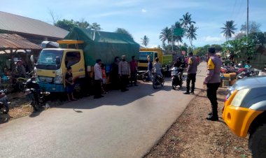 Berikan-Kenyamanan-Dalam-Berkendara-Personel-Polres-SBD-Lekasanak-Pengaturan-Di-Setiap-Persimpangan-Polres-Sampai-Jajaran-Polsek