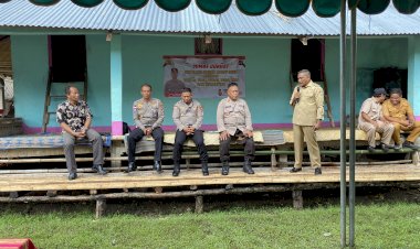 Tak-Henti-Wakapolres-SBD-Bersama-Jajaran-Terima-Semua-Keluhan-Dan-Masukan-Masyarakat