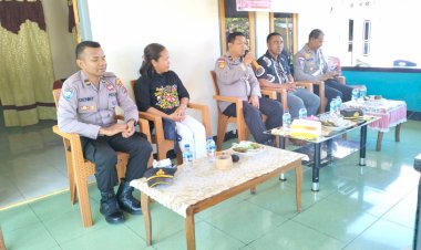 Wakapolres-SBD-Ajak-Semua-Masyarakat-Radamata-Untuk-Satukan-Pendapat-Dalam-Menjaga-Situasi-Kamtibmas