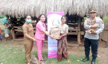 Demi-Mengurangi-Angka-Stunting-Pada-Balita,-Wakapolres-SBD-Terjun-Langsung-Dengan-Berbagi-Tali-Kasih