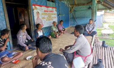 Jum'at-Curhat-:-Wakapolres-SBD-Terima-Masukan-Dan-Usulan-Masyarakat