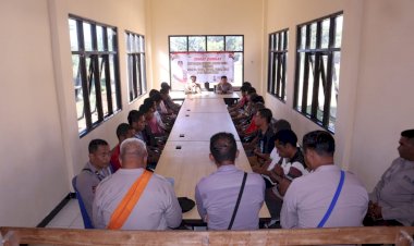 Pastikan-Kenyamanan-Kondusif,-Polres-SBD-Terus-Melaksanakan-Jum'at-Curhat