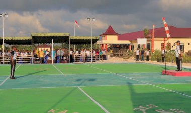 Jelang-Hut-Bhayangkara-Ke-77,-Polres-SBD-Warnai-Dengan-Turnamen-Bola-Voli-Kapolres-Cup