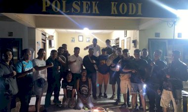 Berdasarkan-Fakta-Dan-Tangkap-Basah-Tindak-Pidana-Perjudian-(Kartu),-Polres-SBD-Berhasil-Amankan--2-Pelaku-Saat-Penggerebekan