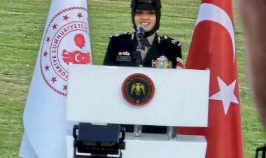 Bikin-Bangga,-3-Anggota-Polri-Diwisuda-Langsung-Presiden-Erdogan-Usai-Ikuti-Pendidikan-2-Tahun-di-Turki