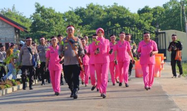 Peduli-Lingkungan,-Polres-SBD-Bersama-Polsek-Jajaran-Serentak-Menanam-Ratusan-Anakan-Pohon