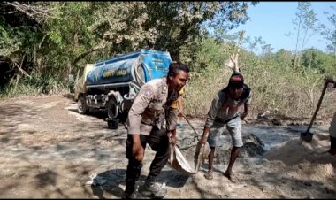 Perbaikan-Jalan-Alternatif,-Danpos--Karuni-Bersama-Masyarakat-Bergotong-Royong