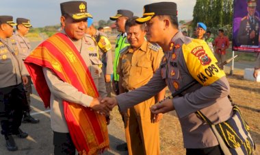 Sambut-Hangat-Kunjungan-Kerja-Kapolda-NTT-Irjen-Pol.-Drs.-Johni-Asadoma,-M.Hum.-Oleh-Jajaran-Forkopimda-Kab.-SBD