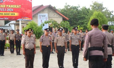 Sejumlah-Personel-Polres-SBD-Mendapatkan-Kenaikan-Pangkat-Setingkat-Lebih-Tinggi