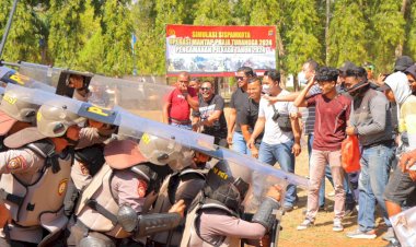 Pilkada-2024-:-Antisipasi-Segala-Bentuk-Gangguan,-Polres-SBD-Gelar-Simulasi-Sispamkota