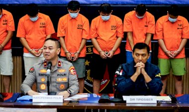 Satu-Dekade-Kepemimpinan-Jokowi,-Polri-Bentuk-Ditressiber-di-8-Polda