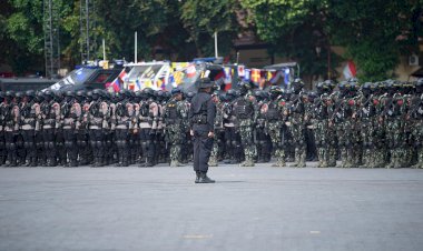 Polri-Gladi-Bersih-Apel-Gelar-Pasukan-Pengamanan-Pelantikan-Presiden