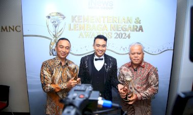 Polri-Raih-Penghargaan-Lembaga-Dengan-Pelayanan-dan-Komunikasi-Terbaik