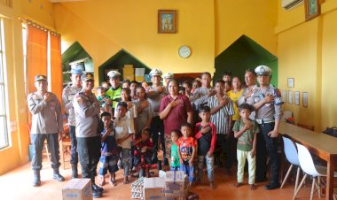 Polri-Peduli-Kasih,-Polres-Sumba-Barat-Daya-Berbagi-Tali-Asih-Dengan-Anak-Anak-Panti-Asuhan-Hati-Nurani-Sumba