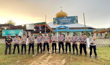 Safari-Ramadhan-1446-H,-Gabungan-Personel-Polres-Sumba-Barat-Daya-Melaksanakan-Pengamanan