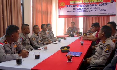 Polres-Sumba-Barat-Daya-Gelar-Latpra-Ops-Pekat-Turangga-2025:-Upaya-Serius-Menyikapi-Aksi-Premanisme