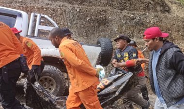 Hari-Ini-Tim-Gabungan-Temukan-6-Korban-Banjir-Bandang-di-Pegunungan-Arfak,-Pencarian-Dilanjutkan-Besok