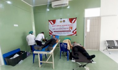 Peringati-Hari-Jadi-Humas-Polri-ke-74,-Polres-Sumba-Barat-Daya-Gelar-Bakti-Sosial-Donor-Darah-di-RSUD-Reda-Bolo
