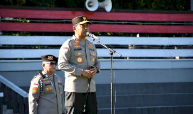 Kapolda-NTT-Berikan-Penghargaan-kepada-Personel-Berprestasi,-Tekankan-Semangat-Pengabdian-dan-Integritas