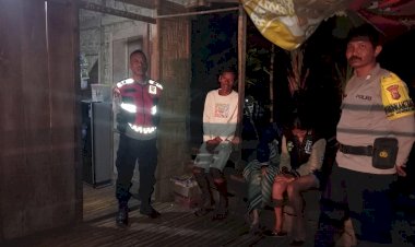 Patroli-Cipkon-Polsek-Wewewa-Barat-Perkuat-Kamtibmas,-Cegah-C3-dan-Premanisme-di-Waimangura