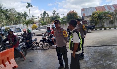 Polsek-Wewewa-Timur-Intensifkan-Patroli-Cipkon-di-SPBU-Gollu-Sapi,-Warga-Diajak-Jaga-Kamtibmas