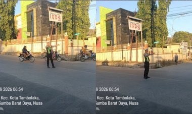 Satlantas-Polres-Sumba-Barat-Daya-Laksanakan-Strong-Point-Pagi,-Berikan-Pelayanan-dan-Edukasi-Tertib-Berlalu-Lintas