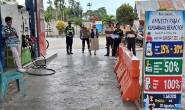 Polsek-Wewewa-Timur-Bersama-Tim-Terpadu-Amankan-dan-Awasi-Penyaluran-BBM-Bersubsidi-di-SPBU-Gollu-Sapi