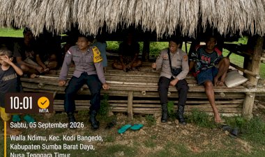 Polsek-Kodi-Bangedo-Gelar-Patroli-Presisi,-Imbau-Warga-Tertib-Berlalu-Lintas-dan-Waspada-Kejahatan