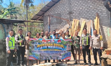 Dalam-Rangka-HUT-Polantas-Ke-71,-Satlantas-Polres-Sumba-Barat-Daya-Salurkan-Air-Bersih-untuk-Warga-Desa-Kalaki-Kambe