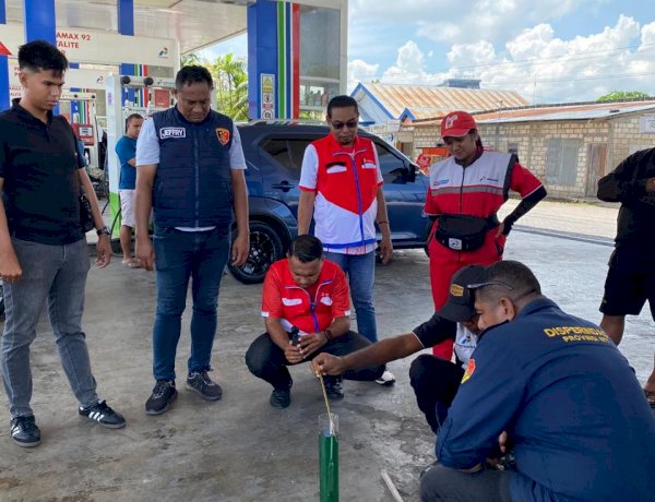 Cegah-Kecurangan,-Polda-NTT-Awasi-Takaran-dan-Kualitas-BBM-Bersubsidi-di-16-SPBU-Kota-Kupang