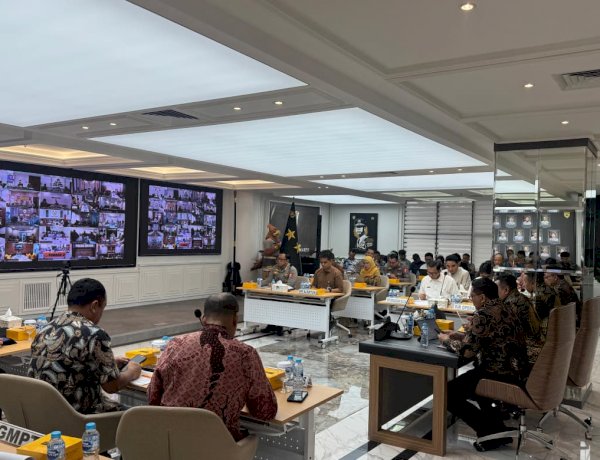 Putus-Rantai-Tengkulak,-Polri-Fasilitasi-Permodalan-KUR-dan-Penyerapan-Bulog-bagi-Petani-Jagung