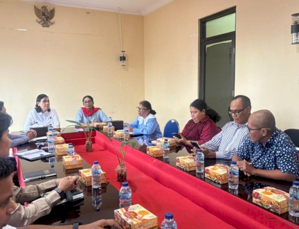 Tegas-di-Garda-Depan,-Dir-PPA-PPO-Polda-NTT-Pimpin-Gerakan-Bersama-Lawan-Kekerasan-Perempuan-dan-Anak-Bersama-LBH-APIK