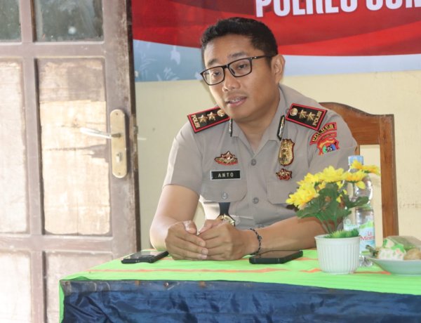 PENEKANAN KAPOLRES SUMBA BARAT DAYA AJUN KOMISARIS BESAR POLISI HARIANTO RANTESALU, S.I.K., M.Si. KEPADA PERSONEL WEWEWA TIMUR TENTANG KEDISIPLINAN