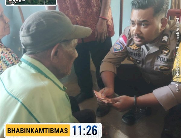 Bhabinkamtibmas Polsek Kota Tambolaka Hadiri Penyaluran BLT Dana Desa Ekstrem Tahap I di Desa Wee Renna