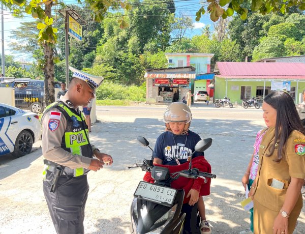 Satlantas Polres Sumba Barat Daya Bersama Bapenda Gelar Operasi Gabungan, Tertibkan Pelanggaran Lalu Lintas dan Administrasi Kendaraan