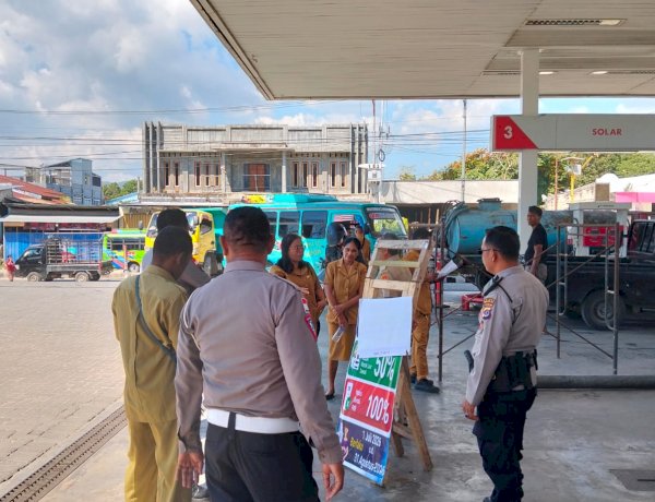 Sat Samapta Polres Sumba Barat Daya Laksanakan Pengamanan SPBU Rada Mata dan Edukasi Tertib Pengisian BBM