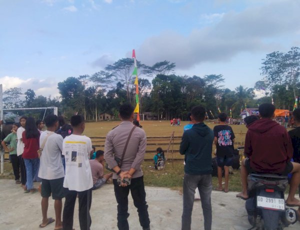 Polsek Wewewa Timur Amankan Turnamen Sepak Bola Mini GKS Jemaat Tanah Kombuka, Berlangsung Aman dan Lancar