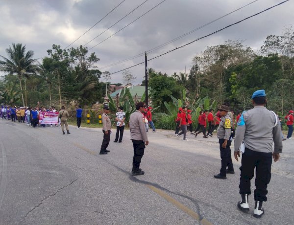 Polsek Wewewa Timur Amankan Karnaval HUT ke-81 RI di Kecamatan Wewewa Tengah