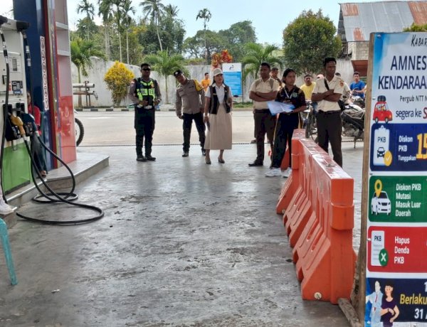 Polsek Wewewa Timur Bersama Tim Terpadu Amankan dan Awasi Penyaluran BBM Bersubsidi di SPBU Gollu Sapi