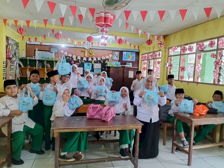 SPPG Polri di Pejaten Bagikan 3.417 Porsi MBG ke Anak-anak di Jaksel