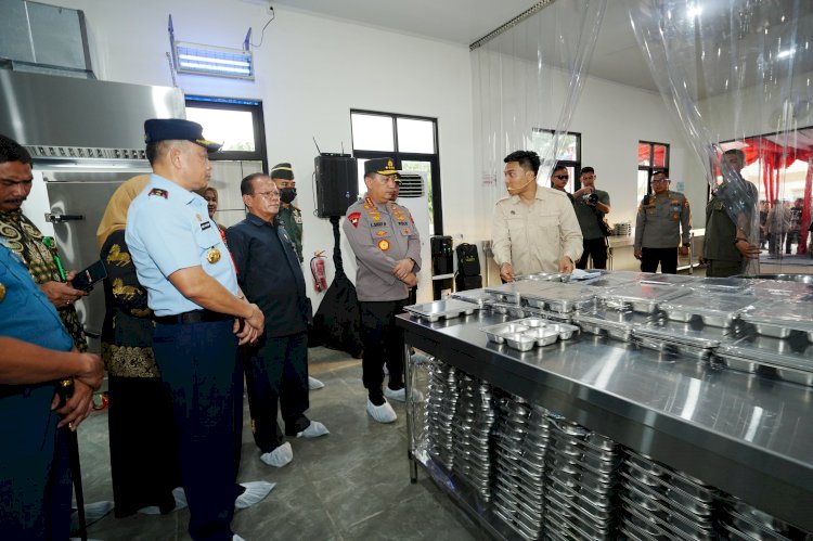 Kapolri Tinjau SPPG Polda Sulsel, Pastikan Kesiapan Dukung Program MBG